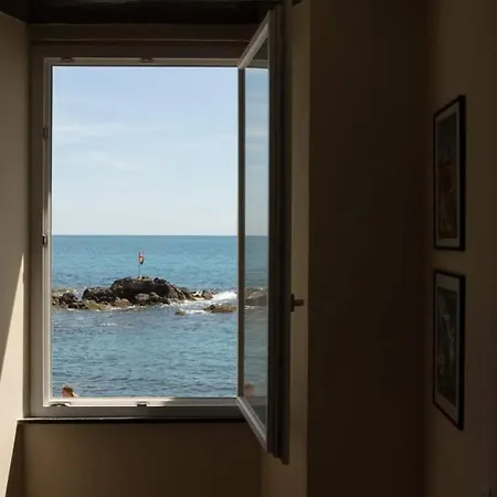 Baian Casa Vacanze Boccadasse * Генуя